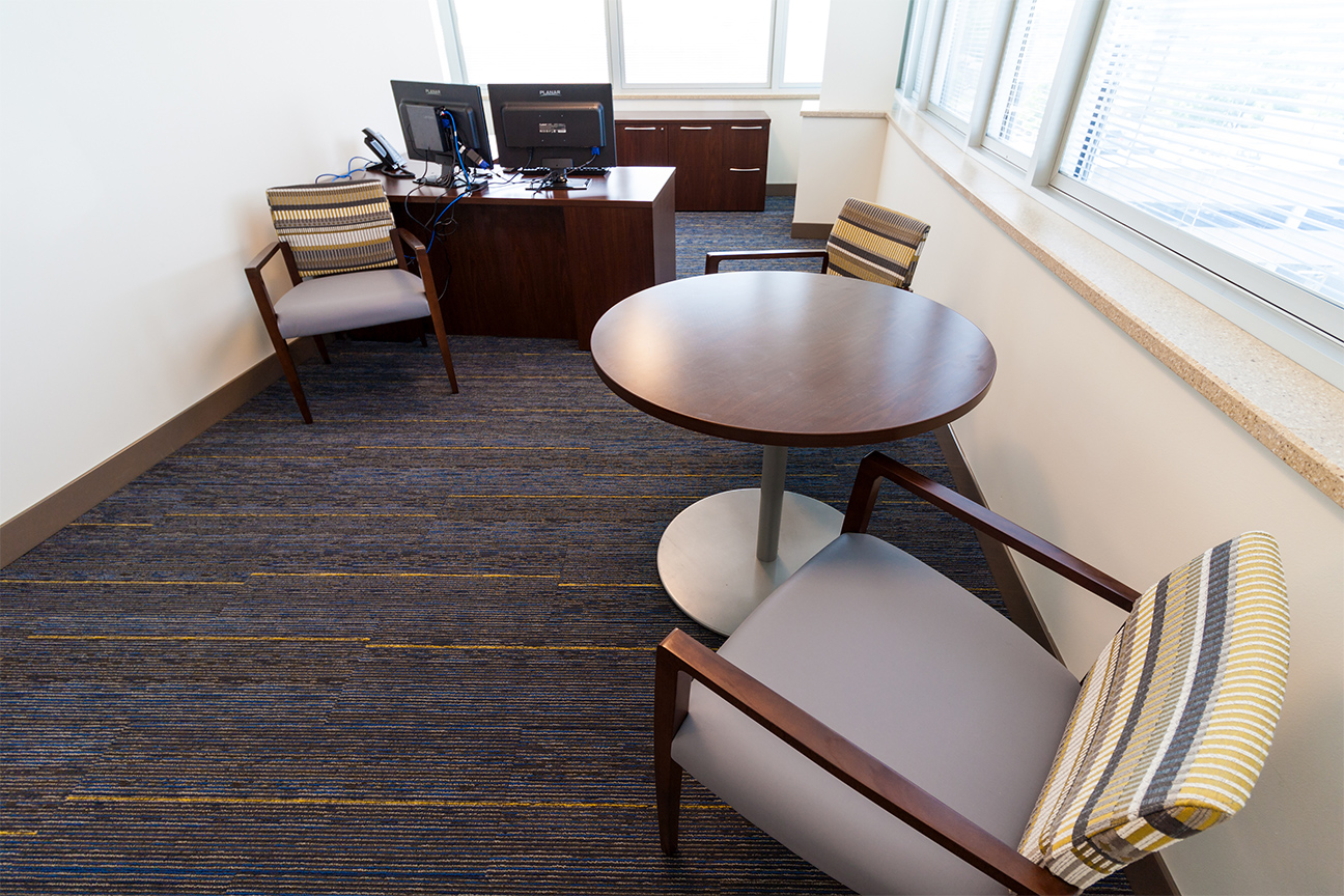 Office / Storage / Side Table and Chairs