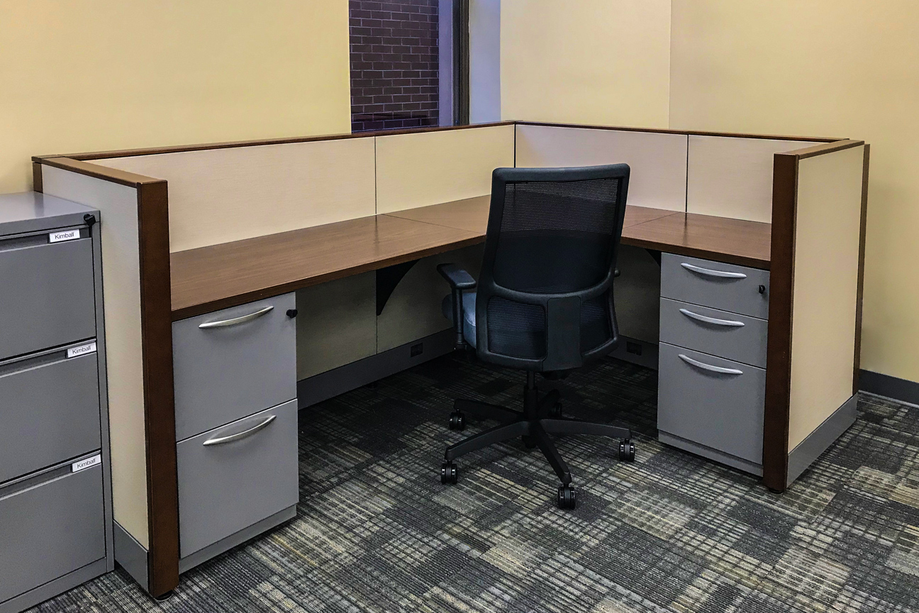 Kimball Cetra Panel System w/ HON Ignition Task Chair