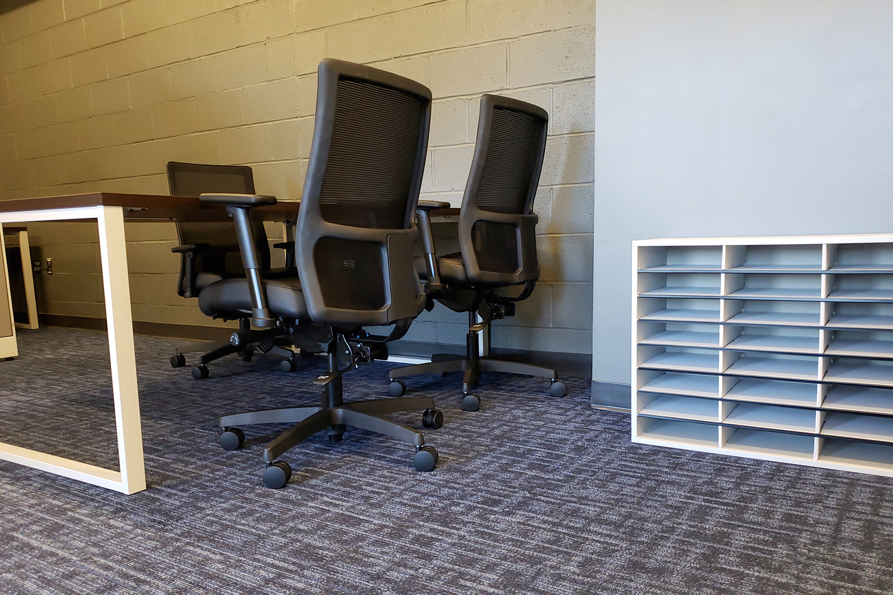 Hon® 10500 Series™ with Ignition™ Task Chairs