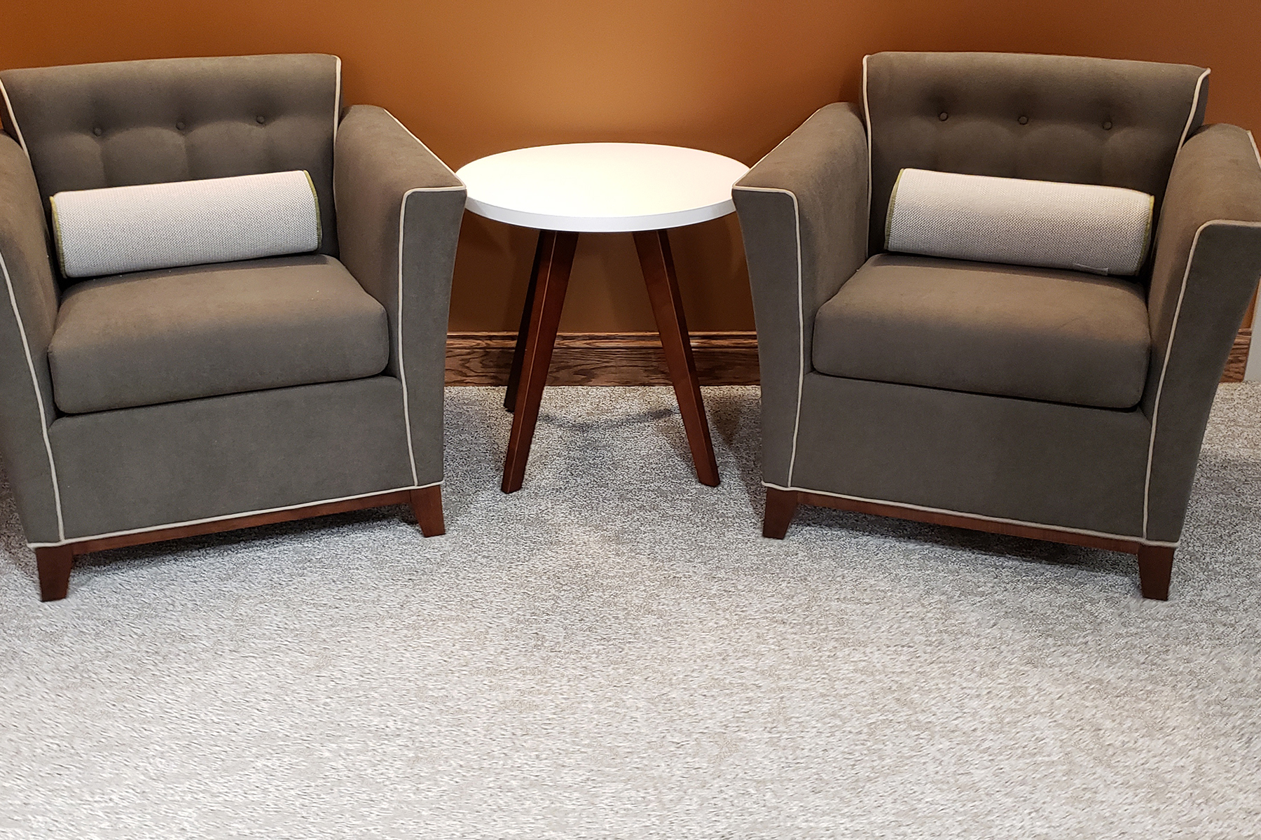 National® Monterrey Single Lounge Seating with National® Tessera™ Side Table