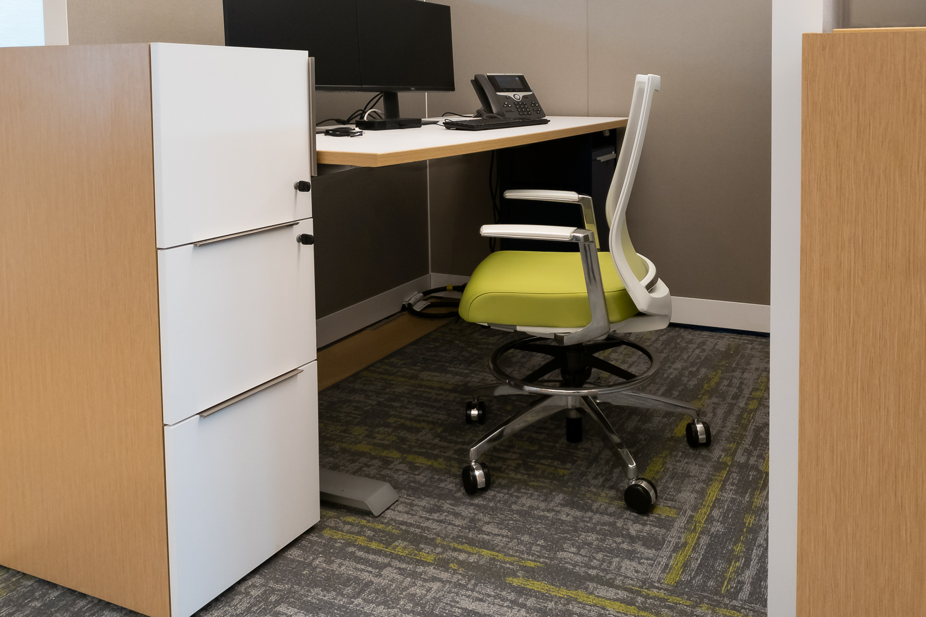 Kimball® XSede™ Sit to Stand Desk with Helio™ Task Stool