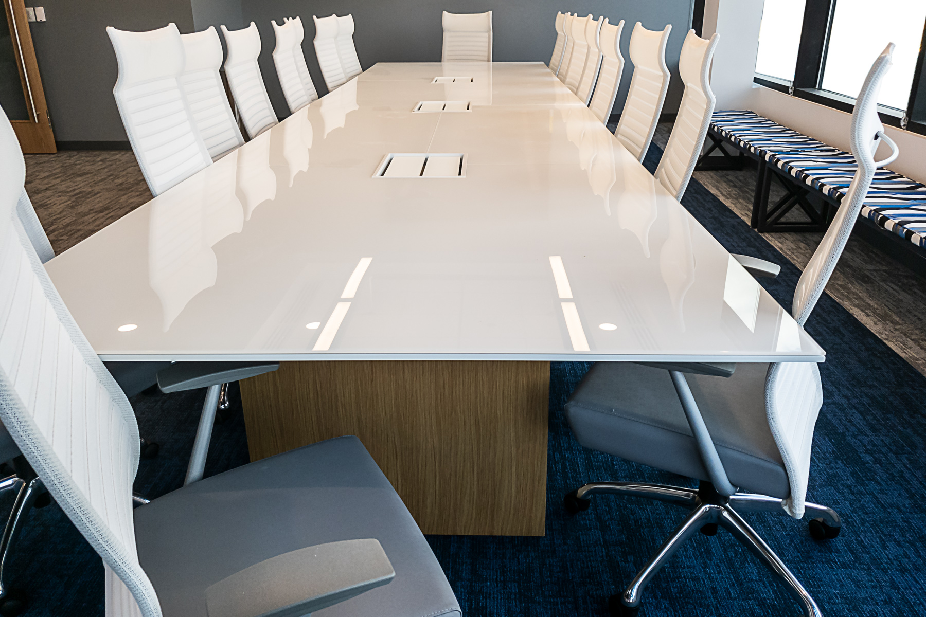 Nucraft® Myne™ Conference Table with Source International® Purl™ Chairs